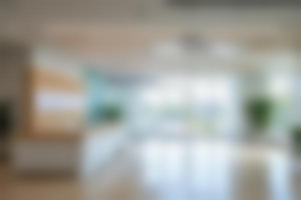 2025上海口腔医院美白牙价格表，冷光美白398元起瓷贴面1999元超划算