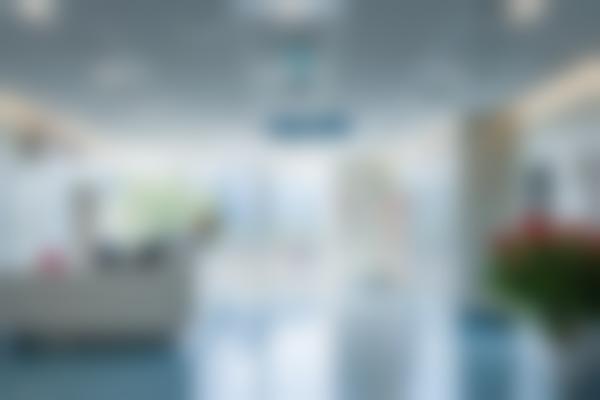 通辽非凡口腔宋香钰医生：专注牙齿贴片与烤瓷牙修复的执业医师