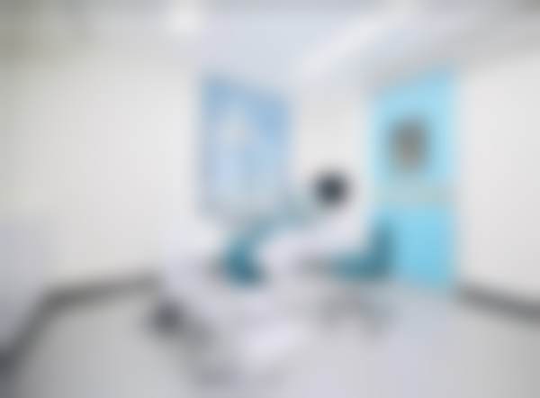 七、上海斑马线口腔王卫峰医生怎么预约？