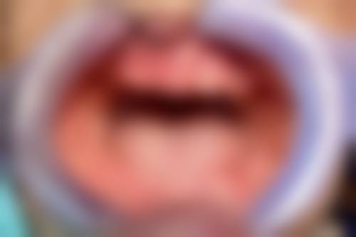 二、上海摩尔口腔正规吗？来看医院资质信息