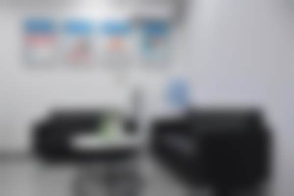 八、广州伢美口腔门诊部怎么预约？