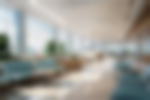 河南南阳方城万超口腔诊所尹万洋属于专家还是普通医生？答案是专家，凭职称与正畸成就说话！ 