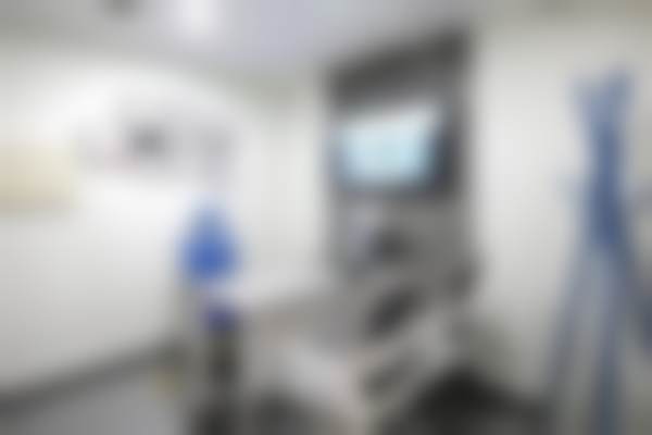 三、上海永博口腔门诊部医生介绍